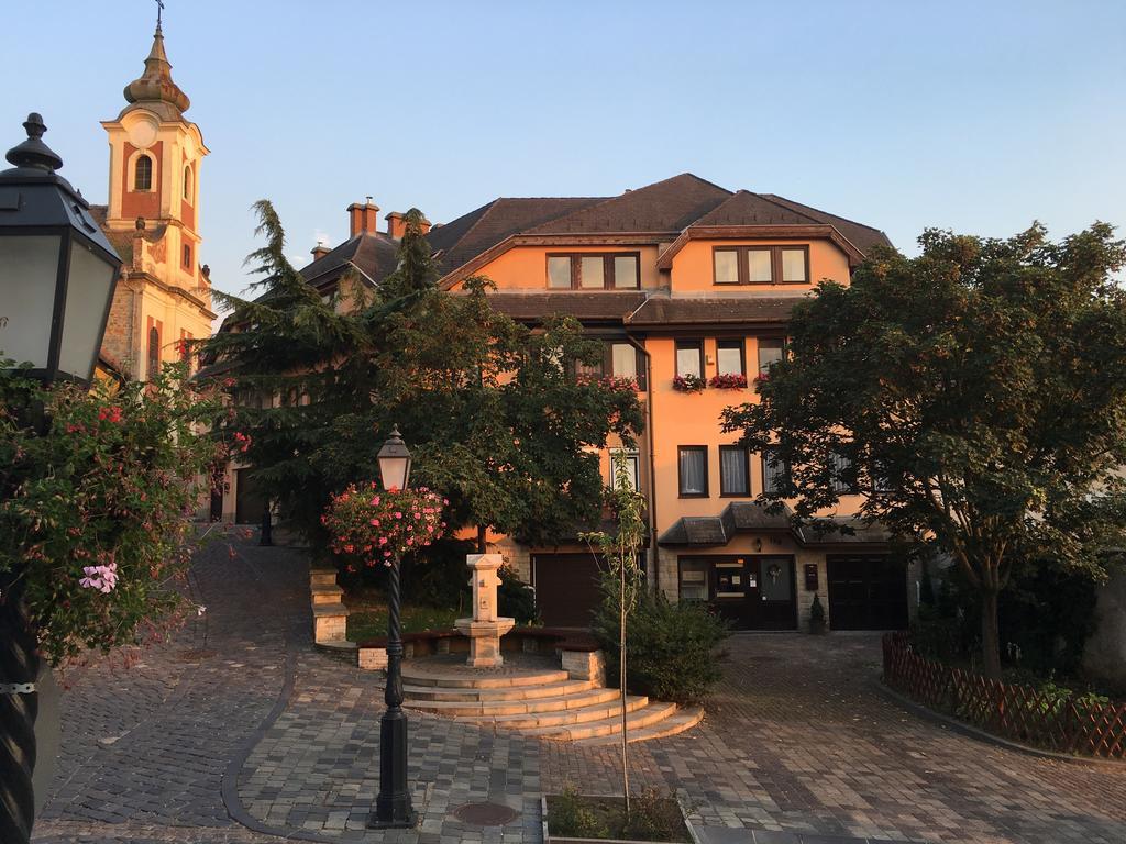 Bellevue Vendégházak Vác Exterior foto